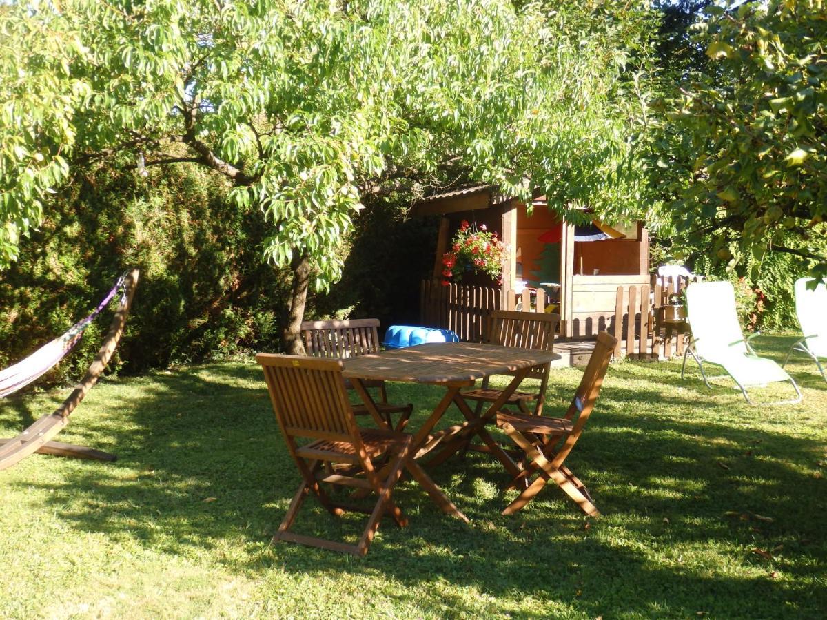 Au Coeur Des Alpes Bed & Breakfast Marignier Eksteriør bilde